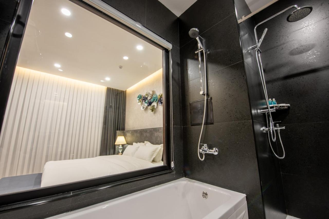 Hotel Wyndham Garden Taszkent Zewnętrze zdjęcie