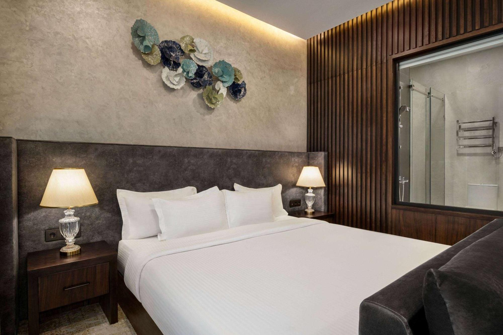 Hotel Wyndham Garden Taszkent Zewnętrze zdjęcie