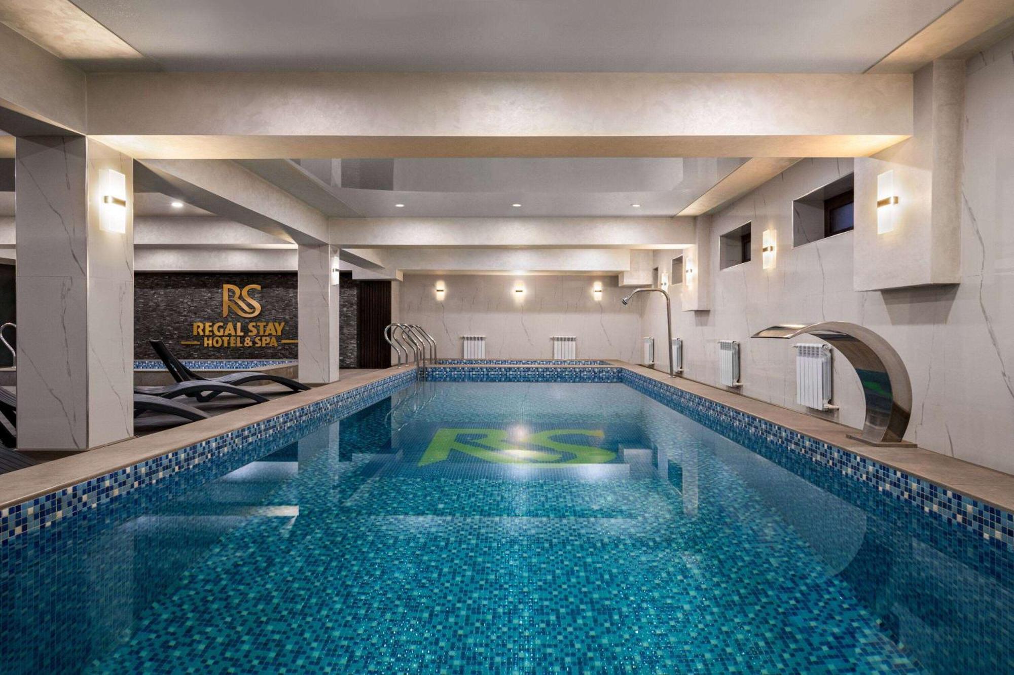 Hotel Wyndham Garden Taszkent Zewnętrze zdjęcie