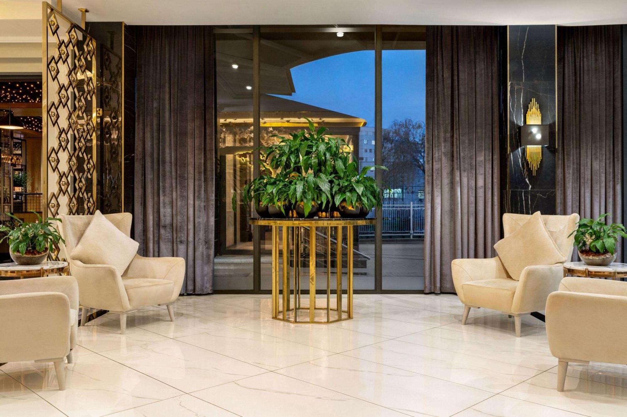 Hotel Wyndham Garden Taszkent Zewnętrze zdjęcie